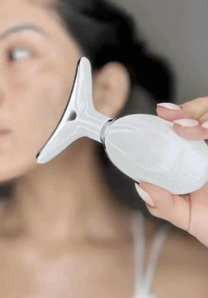 EMS Microcurrent Facial Contouring and Jawline Lifting with LiftGlow